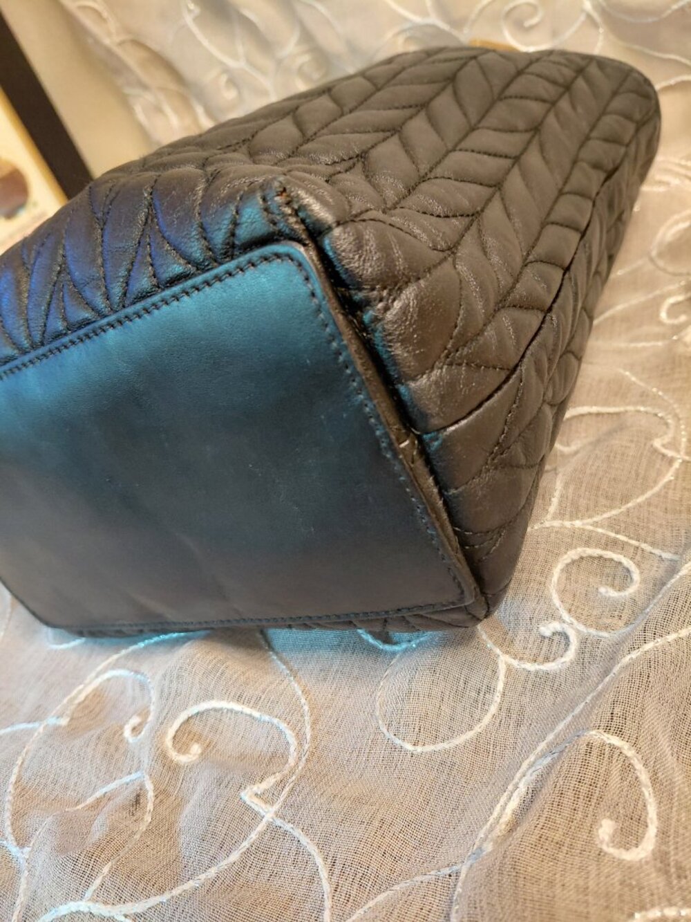 Vintage Gucci black quilted leather matelassé mini tote shoulder bag - Picture 7 of 12
